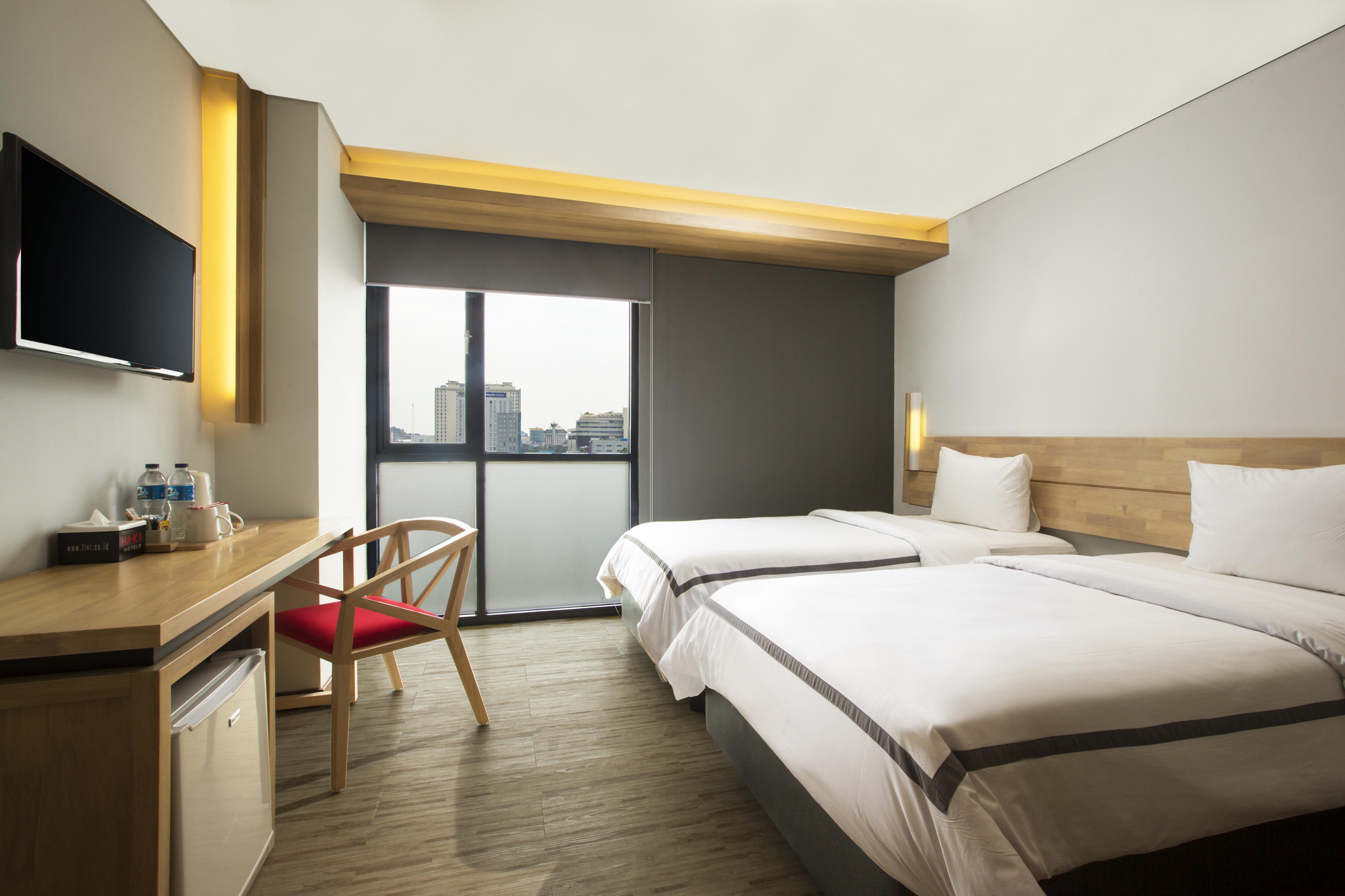 Up-Peak Hotel Simpang Lima Semarang Formerly Ha-Ka Simpanglima Hotel סמאראנג מראה חיצוני תמונה