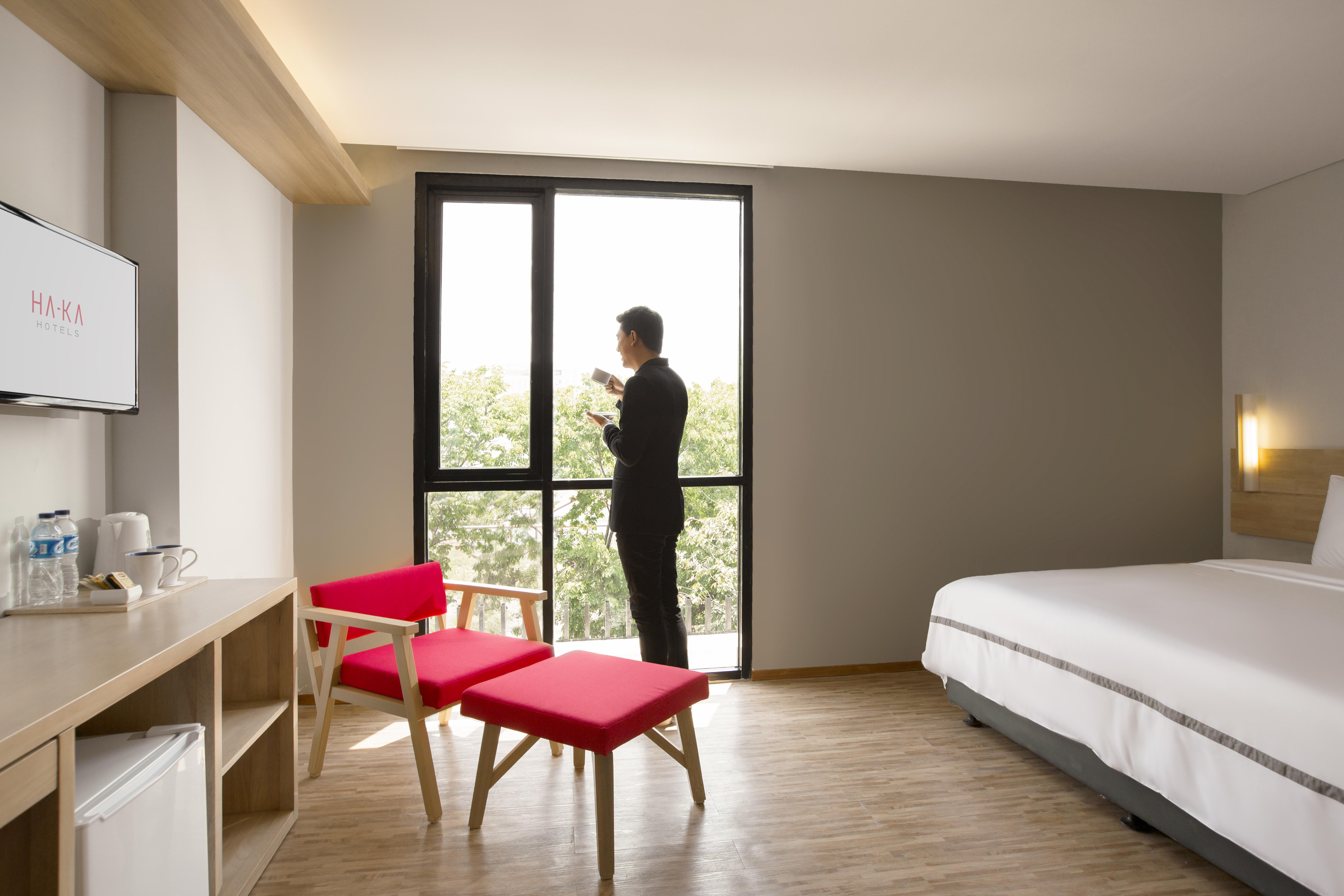 Up-Peak Hotel Simpang Lima Semarang Formerly Ha-Ka Simpanglima Hotel סמאראנג מראה חיצוני תמונה